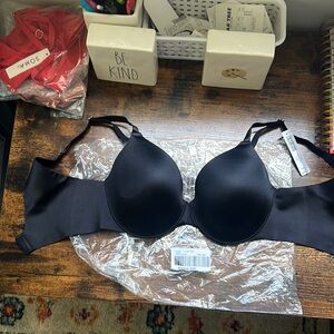Soma vanishing back full coverage padded t-shirt bra 32D